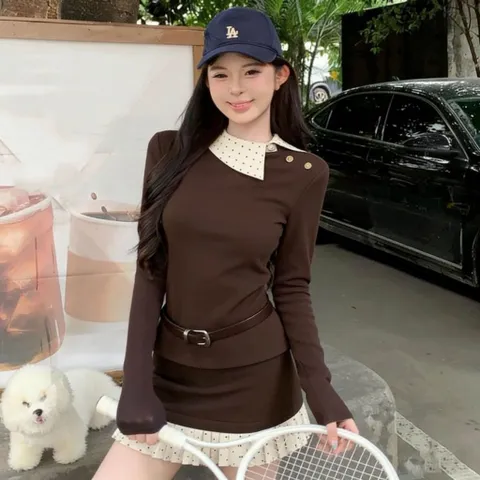 Set bộ áo nâu cổ bẻ lệch chấm bi và chân váy xếp ly phối thắt lưng( Sẵn )