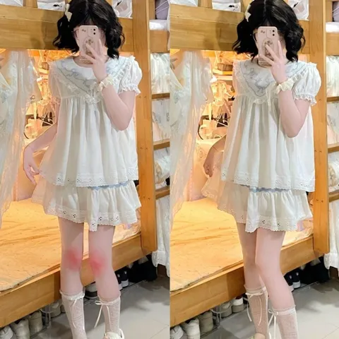 Set bộ áo babydoll viền ren và chân váy thô trắng họa tiết hoa xanh cổ tích kiểu Pháp dễ thương (SẴN)