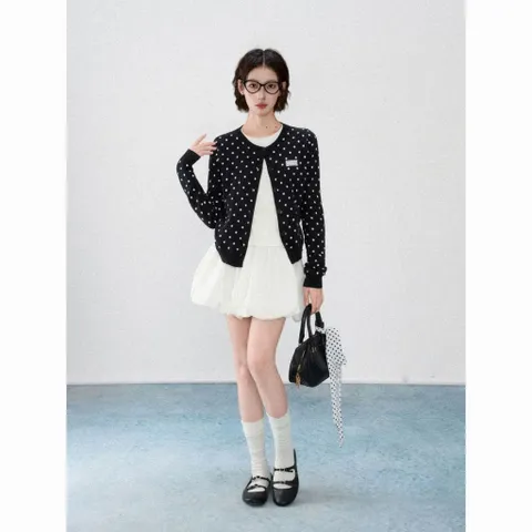 Áo khoác len cardigan 2 lớp cổ tròn chấm bi đen trắng cho nữ tiểu thư