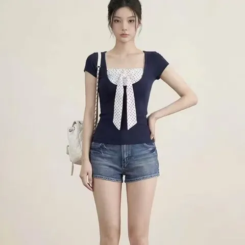 Áo thun ngắn tay tím than cổ vuông phối chấm bi kiểu hai mảnh thắt nơ ngực ngọt ngào mùa hè