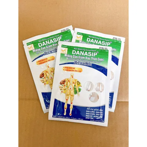 Dán thảo dược giảm đau Danasip bịch 4 miếng (mẫu mới)