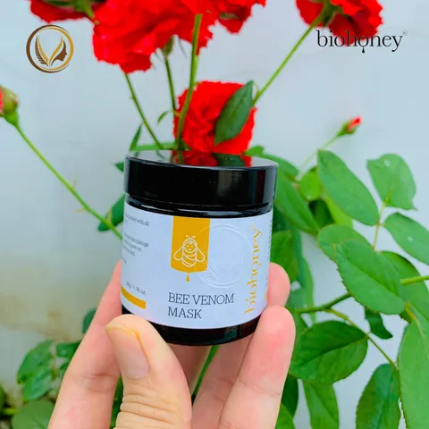 Mặt nạ nọc ong dạng kem giúp săn chắc da Biohoney Bee Venom Mask 50g