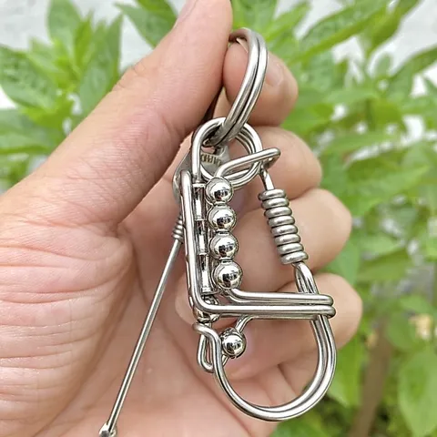 Móc khoá inox 304 làm thủ công bằng que hàn 2 ly phối trụ đốt tre và bi càng dùng càng sáng bóng