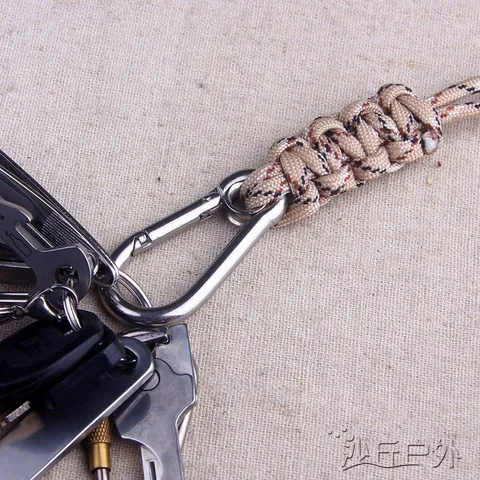 Móc khoá inox 304 thép không gỉ kết hợp dây dù paracord cực kì chắc chắn