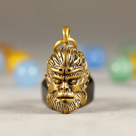 Móc khoá đồng phong thuỷ tôn ngộ không thiết kế đồng thau độc lạ