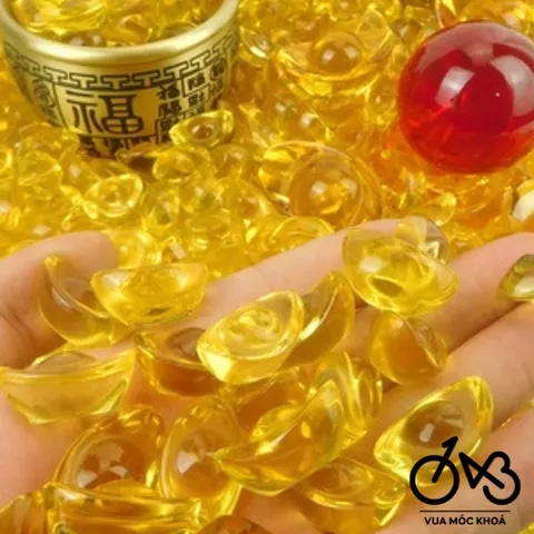 Kim nguyên bảo bằng thuỷ tinh phong thuỷ nhiều size để trưng bày bàn thờ ông địa rước tài lộc