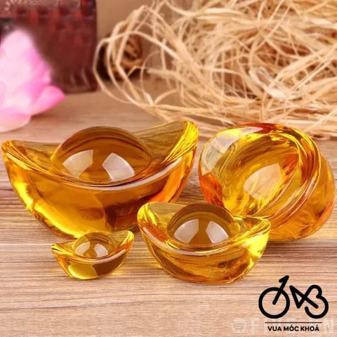 Kim nguyên bảo bằng thuỷ tinh phong thuỷ nhiều size để trưng bày bàn thờ ông địa rước tài lộc