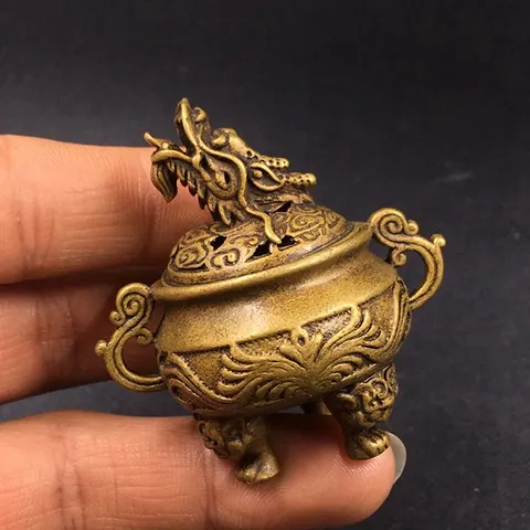 Đỉnh đồng đốt trầm , Lư hương xông trầm chất liệu đồng thau thiết kế đẹp mắt