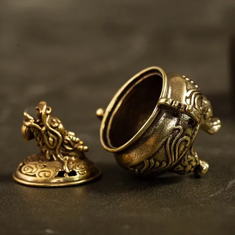 Đỉnh đồng đốt trầm , Lư hương xông trầm chất liệu đồng thau thiết kế đẹp mắt