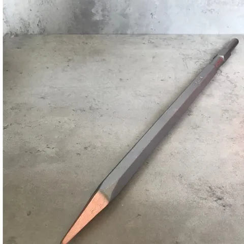 Mũi đục bê tông MB TOOl phi 17 nhọn dài và dẹt 40cm siêu cứng