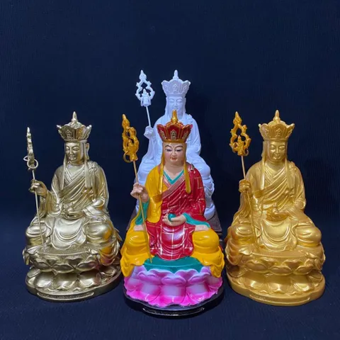 Tượng Địa Tạng Vương Bồ Tát 17cm Composite Ngồi Toà Sen Nhiều Màu CÓ HOẢ TỐC