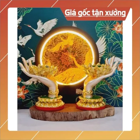 BÀN TAY CHƯ THIÊN DÂNG ĐÈN 1 CẶP