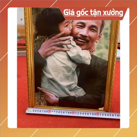 Khung Ảnh về Bác CÓ HOẢ TỐC