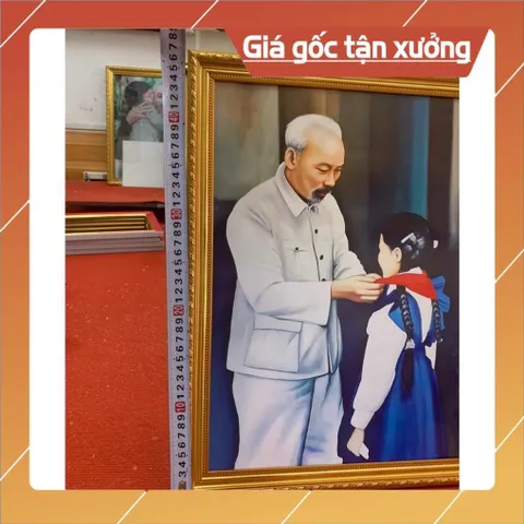 Khung Ảnh về Bác CÓ HOẢ TỐC