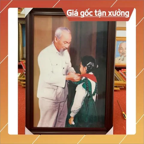 Khung kèm ảnh Bác (loại to đại) CÓ HOẢ TỐC