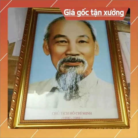 Khung ảnh Bác khổ 20x30cm- A4 ( mặt mica ) treo lớp học