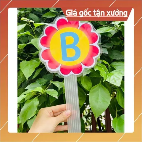 Thẻ hoa cán nhựa làm chữ theo yêu cầu có hoả tốc