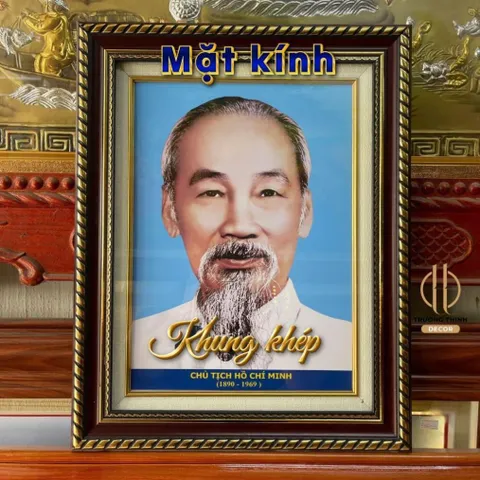 Khung Khung tranh BÁC HỒ, ( MẶT KÍNH, KHUNG KHÉP ) - KT 28*38cm, 38*48cm  có hoả tốc