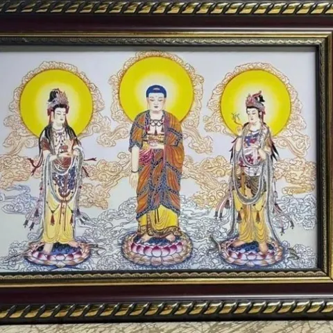 Tranh Tam Thế Phật ( có khung ), đủ kích thước  DƯƠNG KHOA SHOP