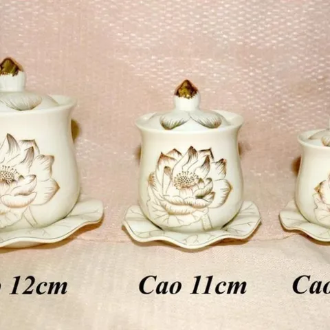 Ly nước thờ cúng bàn thờ hoa sen trắng có 3 cỡ cực đẹp