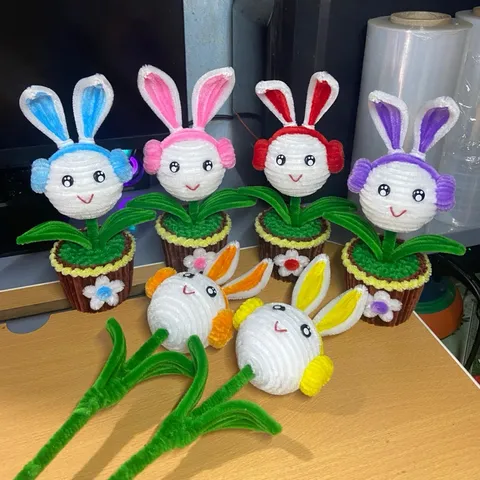 Chậu hoa thỏ mini kẽm nhung.Hoa thỏ cành handmade