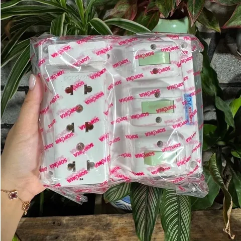 Bảng taplo điện Sopoka làm sẵn 1CT , 2CT , 3CT , 3 Ổ Cấm ( Chính Hãng )