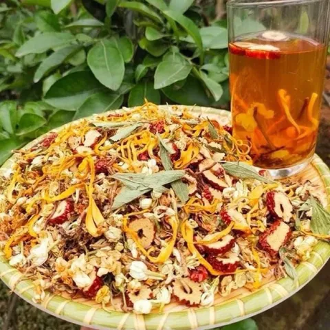 1Kg Trà Sơn Mật Hồng Sâm (Loại Cao Cấp) Đông Trùng Hạ Thảo, Kỷ tử, Nụ Nhài, Táo Đỏ, Cỏ ngọt (Túi Zip Tiện Dùng) Pha Trà