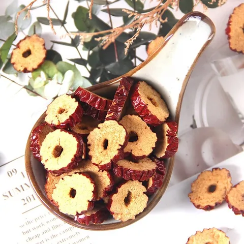 100g Táo Đỏ Thái Lát Tân Cương – Vị Ngọt Dịu – Snack Tự Nhiên Giòn Rụm – Dùng Pha Trà, Nấu Chè, Chưng Yến, Tiềm Gà