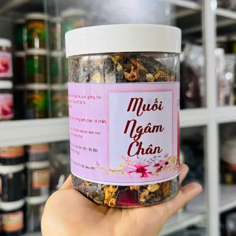 Muối Ngâm Chân Thảo Dược Giúp Thư Giãn, Dưỡng Sinh, Cân Bằng Cơ Thể, Hỗ Trợ Ngủ Ngon (hũ 500g)
