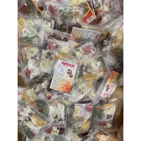 Set Chè Dưỡng Nhan Tuyết Yến 12 vị (150g) nấu được 1,5-2l nước