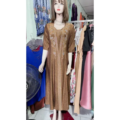 Đầm MAXI trung niên dự tiệc sang trọng vải nhũ ánh kim cao cấp tặng mẹ co giãn tốt bigsize dưới 80kg mặc đẹp