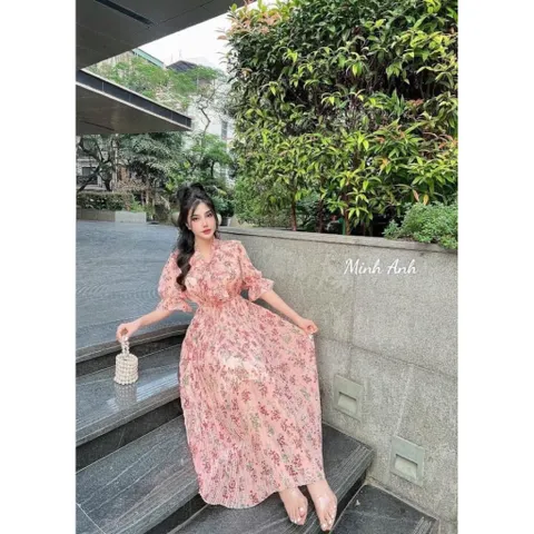 cổ bèo xinh xuất sắc Thời tiết này diện em là quá chuẩn, màu ở ngoài cực đẹp Giá 299k Eo bo chun co giãn thoải mái