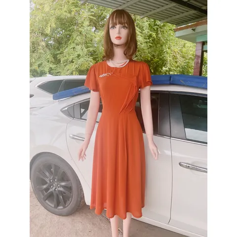 Đầm đính ngọc  Màu cam  Giá 320k Hàng có sẵn giao ngay chất liệu chifffon 2 lớp Hàng cao cấp
