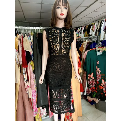 ĐẦM REN NỔI 2 LỚP CAO CẤP kèm ảnh thật Hàng có sẵn giao ngay S Size S, eo dưới 70 cm Giá 350k Đúp lót 2 lớp Màu đen