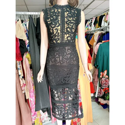 ĐẦM REN NỔI 2 LỚP CAO CẤP kèm ảnh thật Hàng có sẵn giao ngay S Size S, eo dưới 70 cm Giá 350k Đúp lót 2 lớp Màu đen