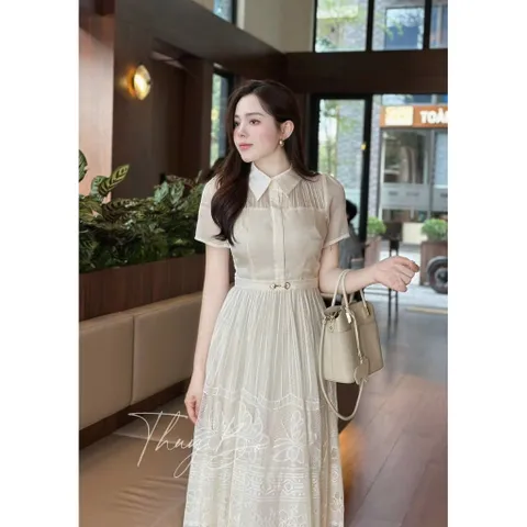 (HÀNG MỚI) Đầm tiểu thư Dáng Dài Thắt Eo cổ sơ mi - Váy Ren Phong cách sang chảnh hàng 2 lớp  Màu kem Đúp lót 2 lớp