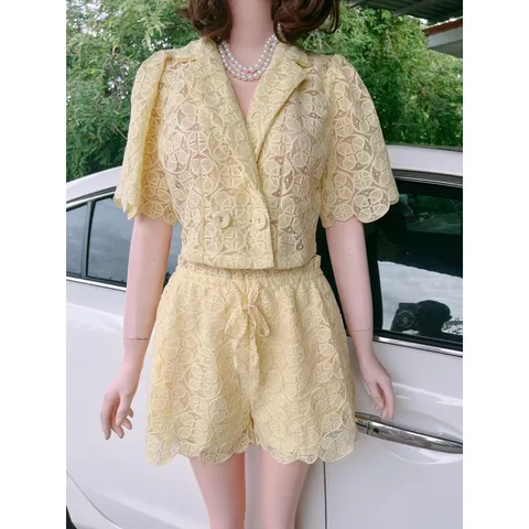 Set ren thiết kế cao cấp. Mềm mịn và mát. Freesize 58kg đổ lại. Hàng có sẵn giao ngay M Màu vàng nhạt Eo quần bo chun