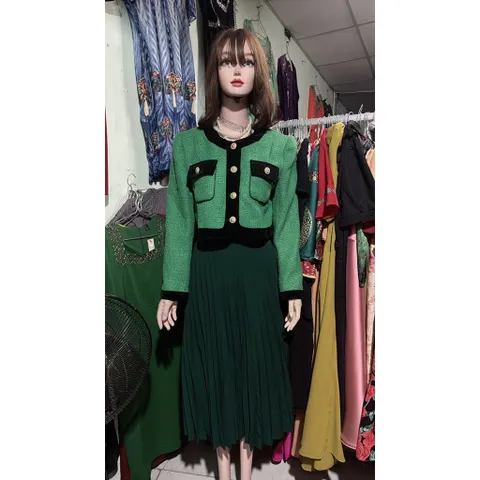Set áo dạ tweed + chân váy dập ly tuyết mưa cao cấp Hàng có sẵn giao ngay M Size SM Giá 420k/ cả set