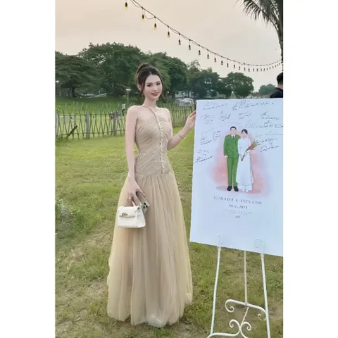 Đầm thiết kế cổ yếm phối voan đính đá dáng xoè dự tiệc sang trọng Hàng có sẵn giao ngay  Đúp lót 2 lớp đẹp, có sẵn mút
