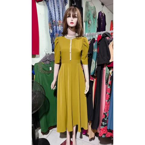 Đầm dáng dài màu bơ Eo dưới 68cm mặc đẹp Chiều dài đầm 121cm Giá 320k