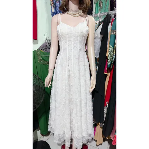 Đầm Dự Tiệc 2 Dây Dáng Dài Ren Hoa Nổi Kim Sa Siêu Sang cho Nàng ,Đầm maxi ren trắng 2s kim sa  Giá 450k Size S