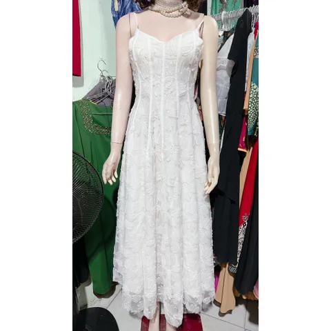 Đầm Dự Tiệc 2 Dây Dáng Dài Ren Hoa Nổi Kim Sa Siêu Sang cho Nàng ,Đầm maxi ren trắng 2s kim sa  Giá 450k Size S