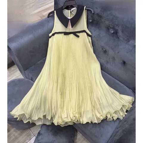 ĐẦM BABYDOLL FORM RỘNG màu xanh mạ Giá 299k Hang có sẵn giao ngay Hàng chính chủ NH