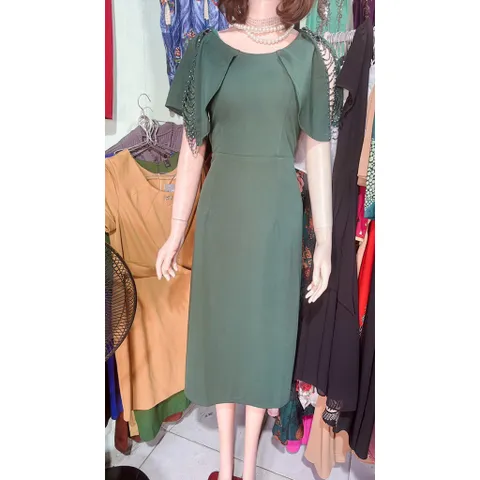 Đầm tay cách điệu kết đá tỉ mỉ siêu đẹp Hàng có sẵn giao ngay 2XL, eo dưới 86cm mặc đẹp Giá 299k Chất liệu Umi Anh