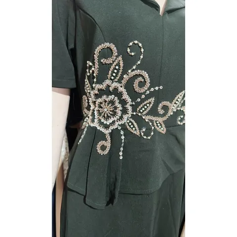 ĐẦM ĐÍNH kết ĐÁ SANG TRỌNG  Hàng có sẵn giao ngay Giá 420k Đủ size tới 2XL, eo dưới 96cm mặc đẹp Màu đỏ XL và đen 2XL