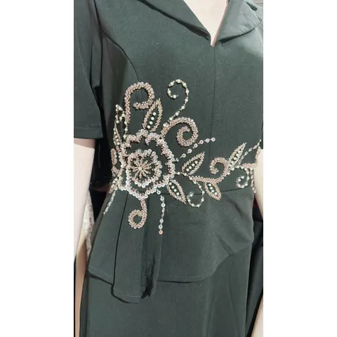 ĐẦM ĐÍNH kết ĐÁ SANG TRỌNG  Hàng có sẵn giao ngay Giá 420k Đủ size tới 2XL, eo dưới 96cm mặc đẹp Màu đỏ XL và đen 2XL