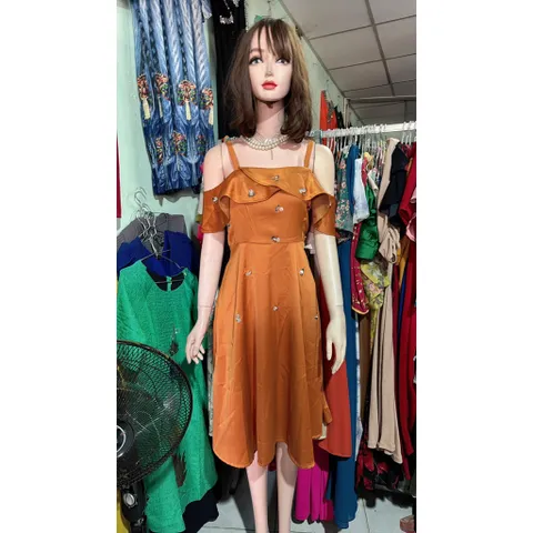Đầm Dự Tiệc 2 Dây Trễ Vai Phối Đá Sang Trọng - Hàng có sẵn giao ngay  Size SMLXL Chất liệu lụa Pháp sang trọng Màu cam