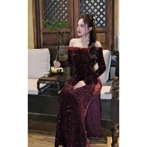 Set Bộ Áo Dài Trễ Vai Bling Đỏ Đô Phối Quần Suông , Set Bộ Áo Dài Trễ Vai Tay Dài Mix Lông Chiết Eo Set Áo Dài Nhung