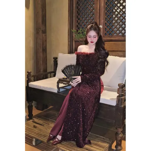 Set Bộ Áo Dài Trễ Vai Bling Đỏ Đô Phối Quần Suông , Set Bộ Áo Dài Trễ Vai Tay Dài Mix Lông Chiết Eo Set Áo Dài Nhung