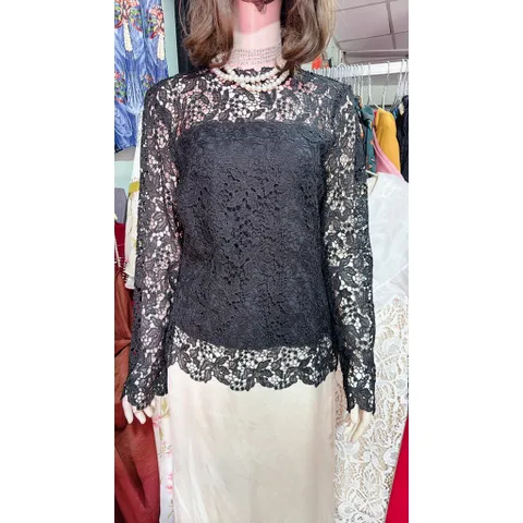 Áo ren đen, có sẵn lót trong Hàng có sẵn giao ngay Size SM Giá 250k/ áo Hàng đẹp, hình shop chụp thực tế